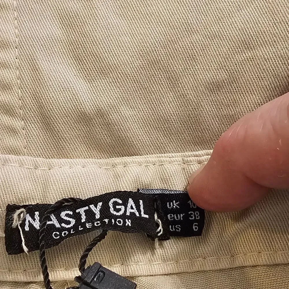 NWT Nasty Gal high waisted khaki trouser pants sz 6 with 30" Inseam - Picture 2 of 7